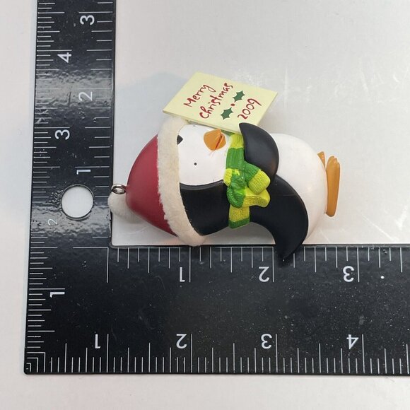 2009 Hallmark Keepsake Ornament Sign Of The Times Cute Penguin Christmas Gift - Picture 8 of 11